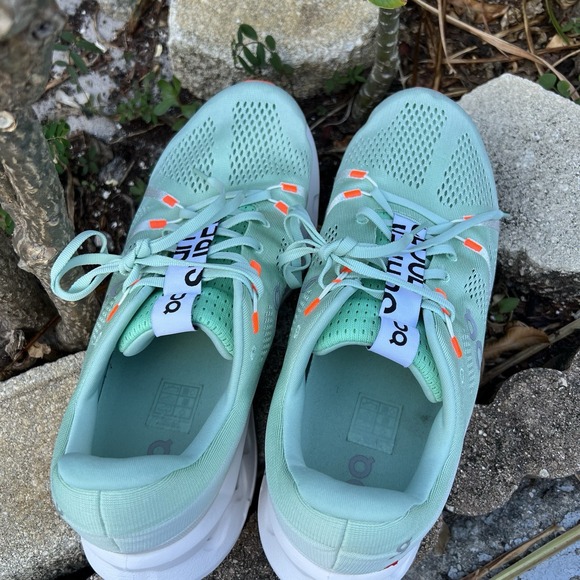 On Cloudsurfer Shoes Mens Size 13 Green White Running Sneakers Gym Trainers Used - Picture 5 of 9